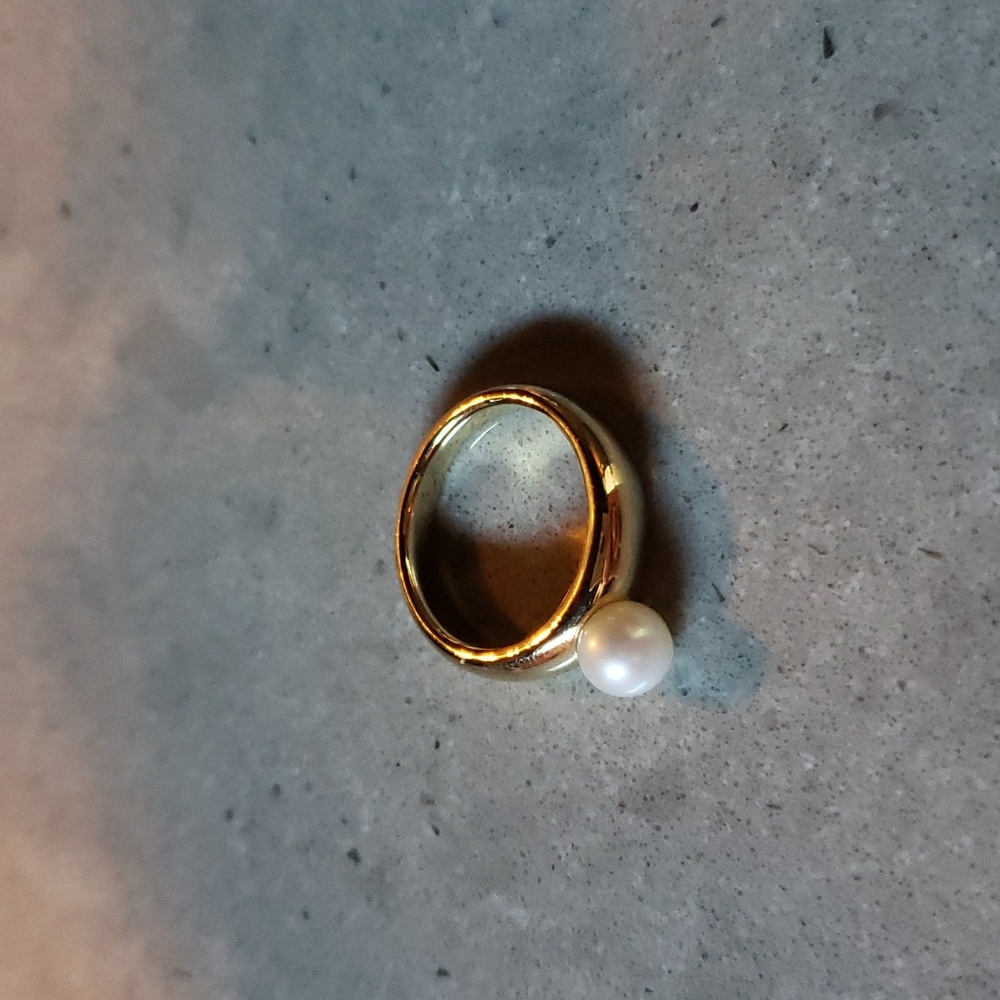 Mejuri Gold Pearl Ring